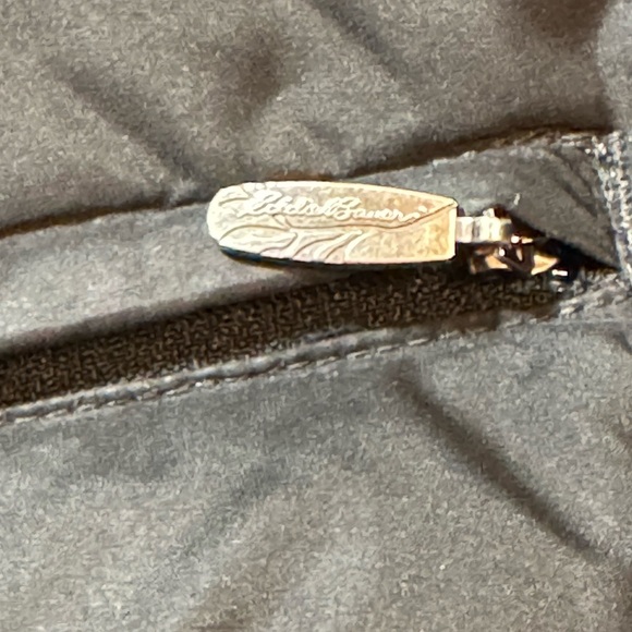 Eddie Bauer Goose Down 700 Fill Women's Black Puffer Vest* size Small Outerwear - Picture 13 of 15